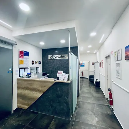 Hotiday Centro Alojamento de Acomodação e Pequeno-almoço Nápoles