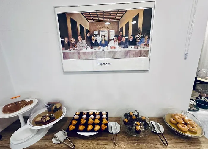 Alojamento de Acomodação e Pequeno-almoço Hotiday Centro 4*