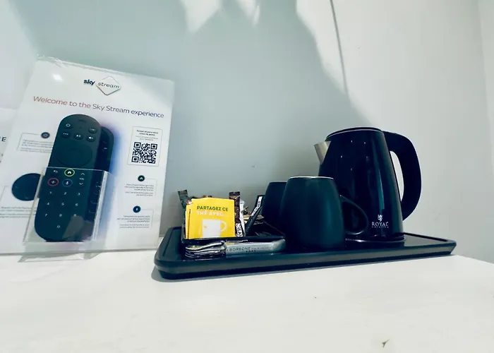 Alojamento de Acomodação e Pequeno-almoço Hotiday Centro